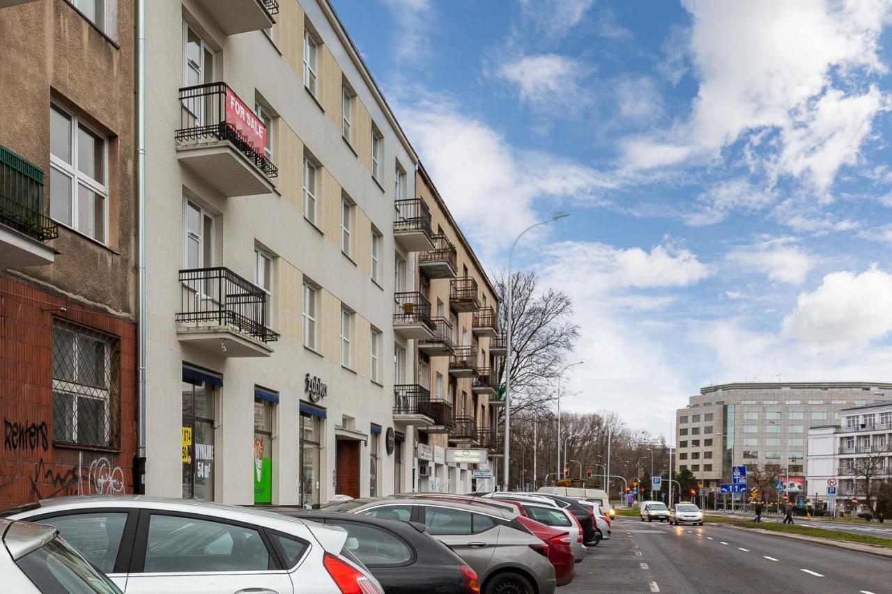 Gagarina By Renters Apartment