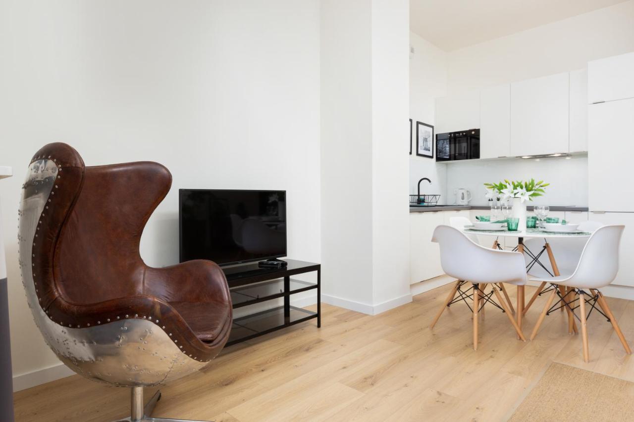 Gagarina By Renters Apartment